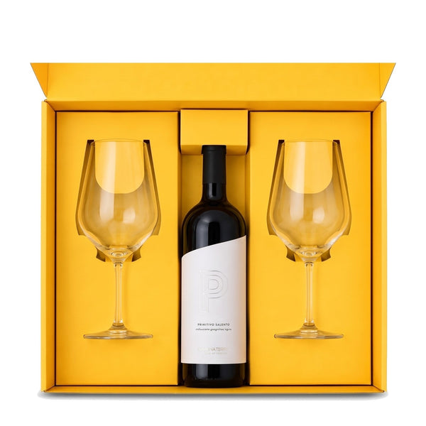 Box Ferrand: 2 copas Sommelier Classic (cristal) + Vino Tinto Primitivo · Fondo blanco
