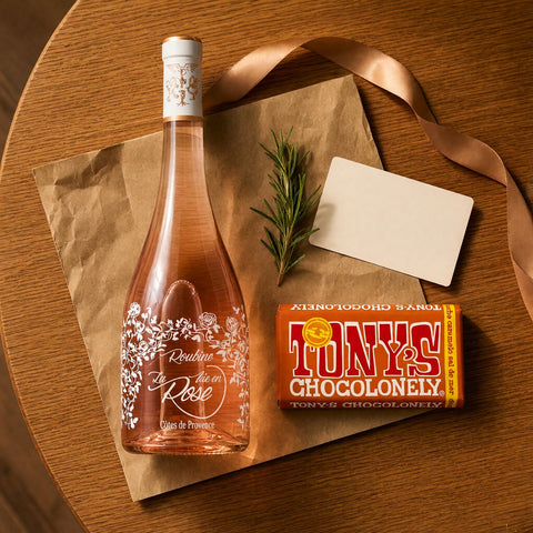 1 Vino La Vie en Rosé + 1 Chocolate de Caramelo y Sal Marina · Lifestyle